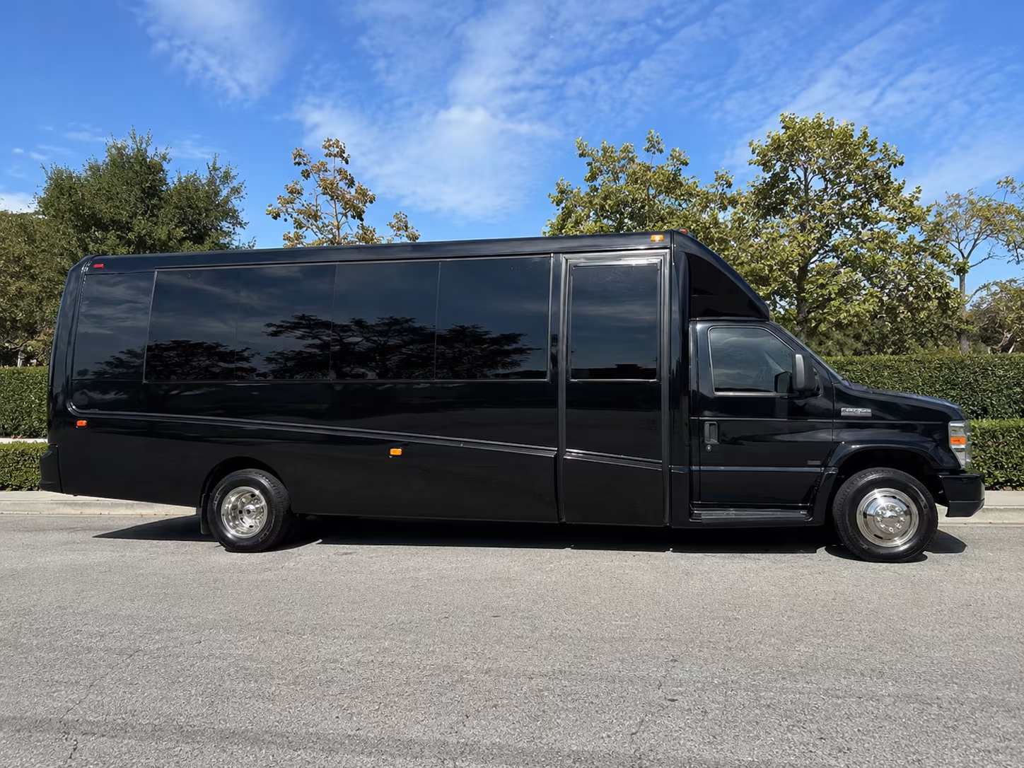 waco parking shuttle and park and ride bus rentals